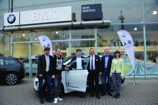 Bild des BMW i3 beim Schüler-Klimagipfel bei B&K Bad Oeynhausen